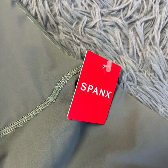 Spanx Booty Boost 7/8 Active Legging Size 3X NWT - Picture 6 of 9